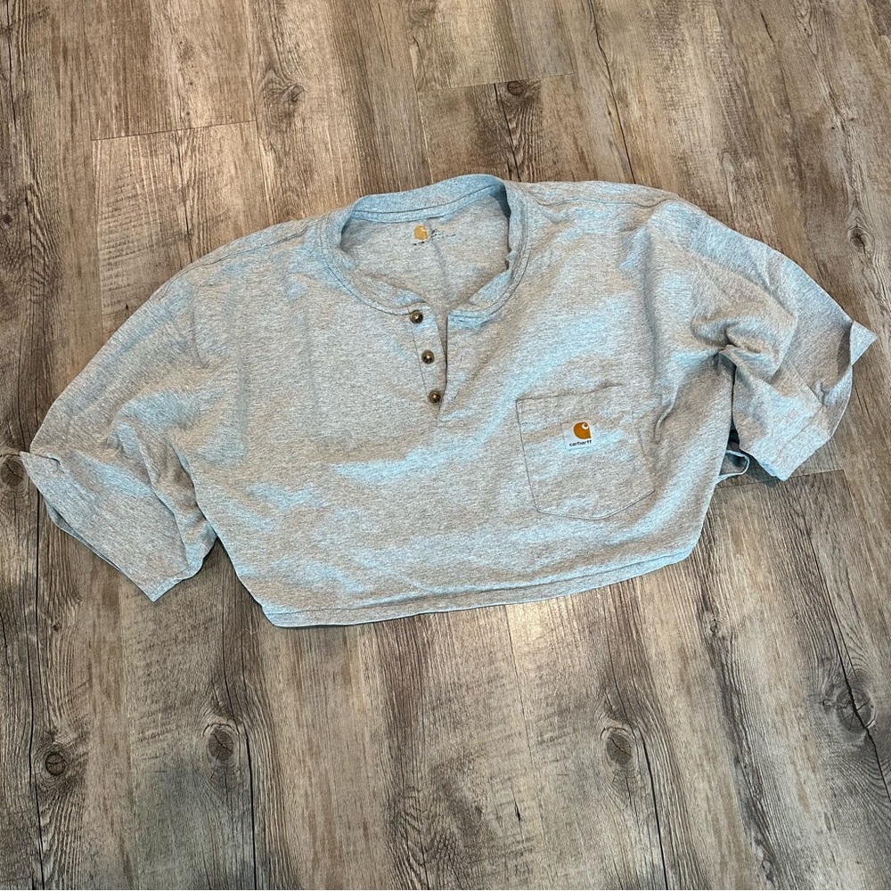 Vintage cropped Carhartt t shirt pocket